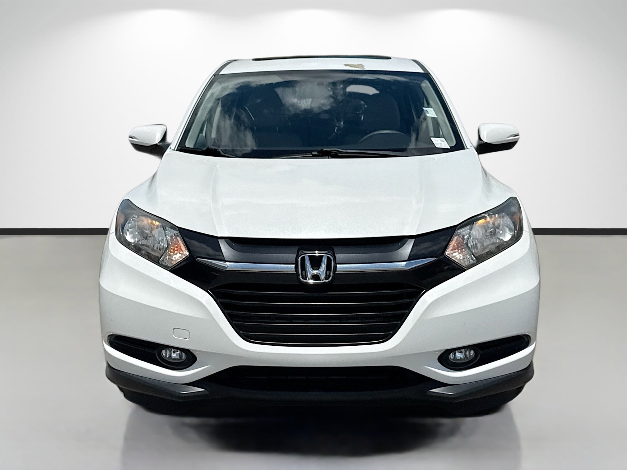 Used 2018 Honda HR-V EX image 8