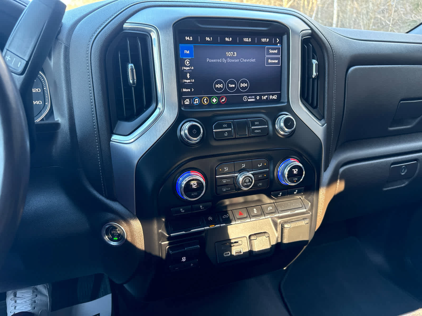 Used 2021 GMC Sierra 1500 SLT image 17