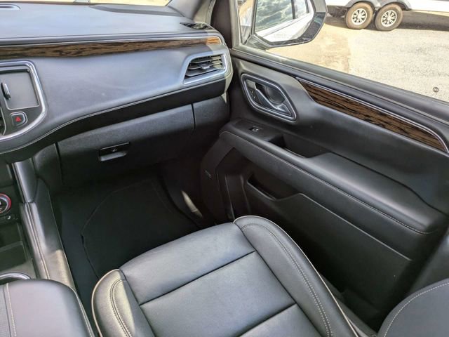 Used 2023 Chevrolet Suburban Premier RWD image 20