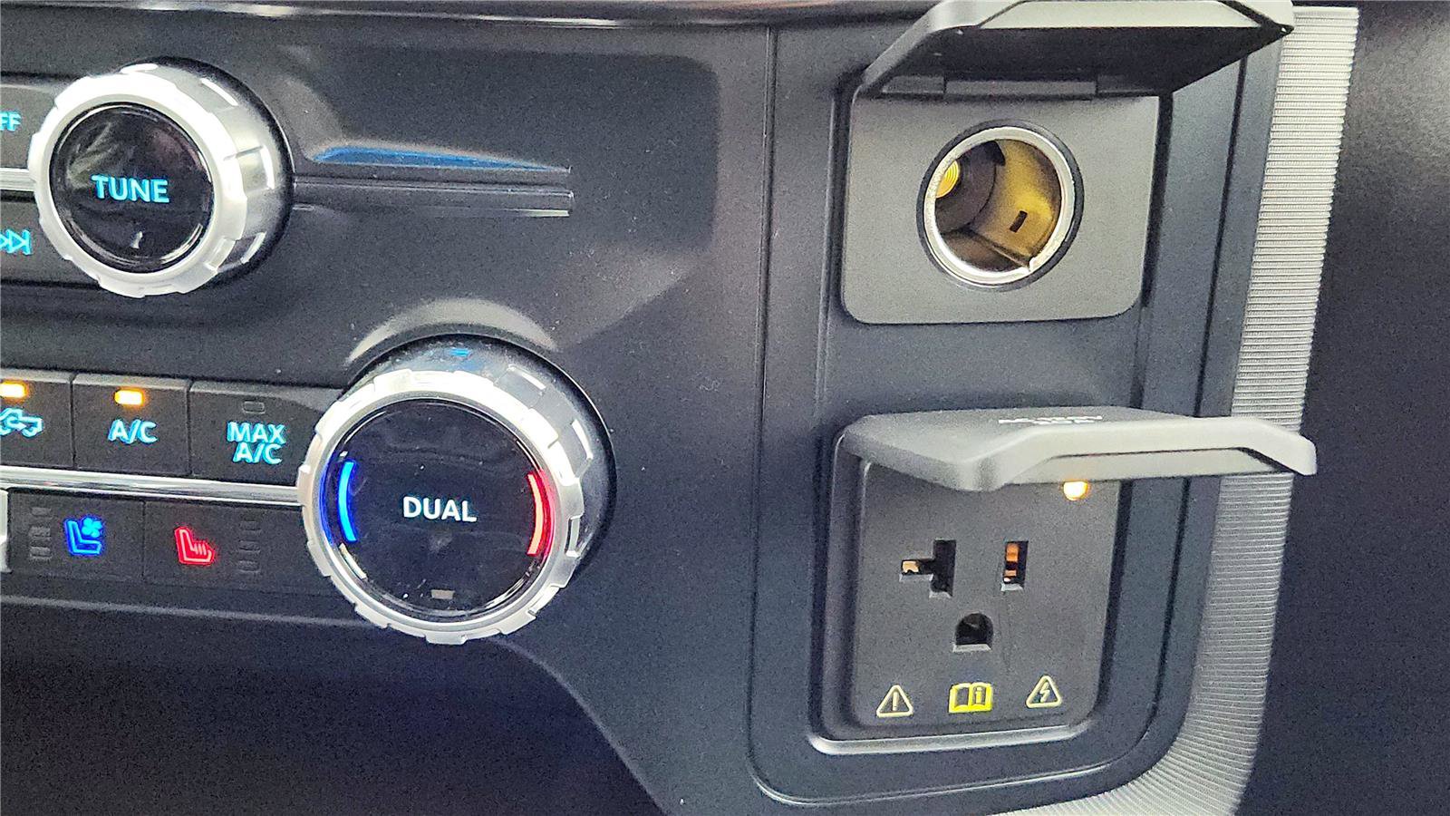 New 2025 Ford F150 Platinum w/ Equipment Group 702A High image 42