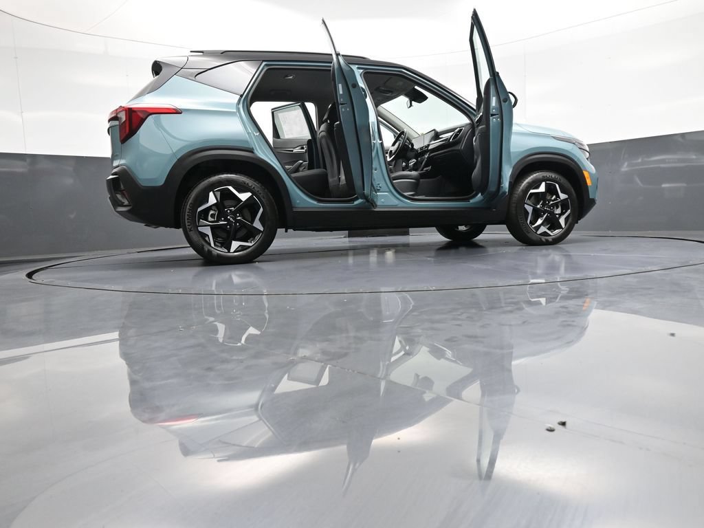 Certified 2025 Kia Seltos S AWD/4WD image 47