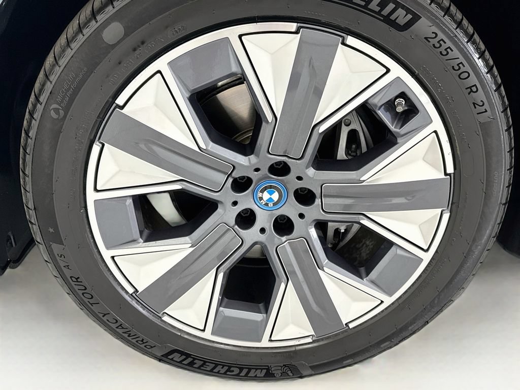 Certified 2024 BMW iX xDrive50 w/ Convenience Package AWD/4WD image 28