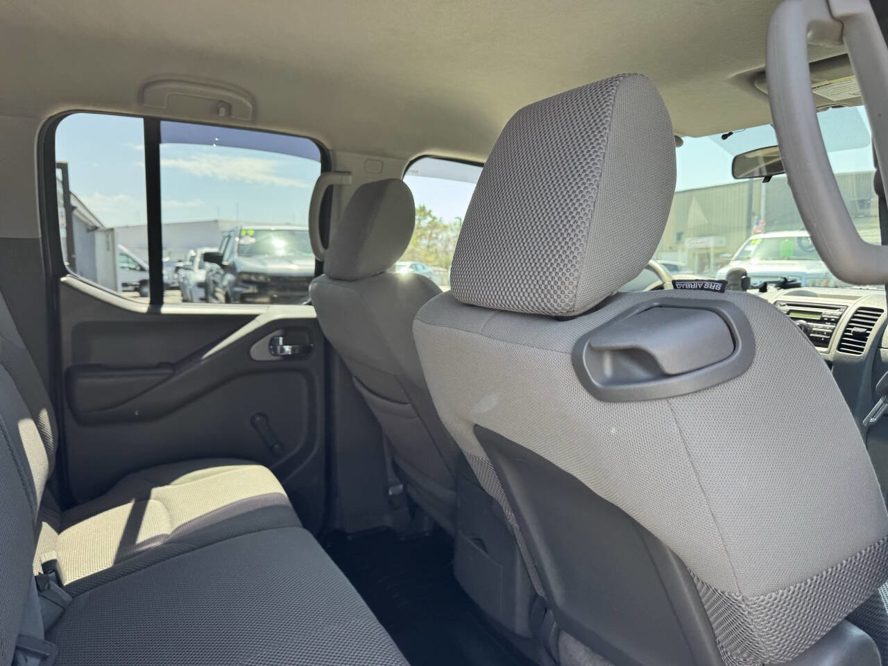 Used 2013 Nissan Frontier S AWD/4WD image 29