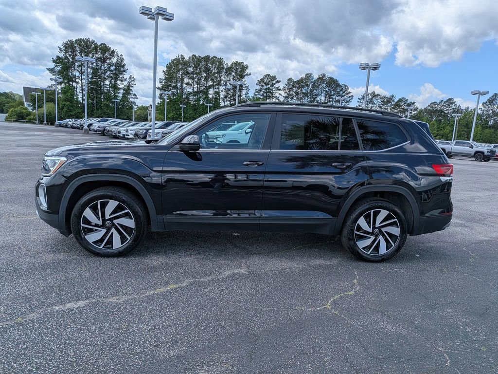 Used 2025 Volkswagen Atlas SE FWD image 10