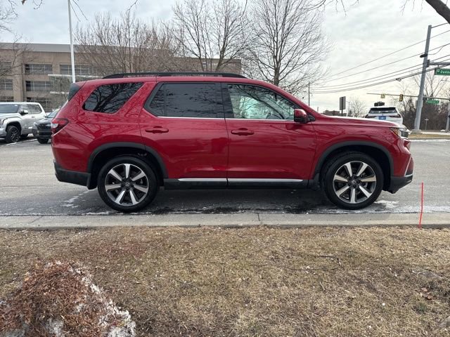 Certified 2025 Honda Pilot Touring image 14