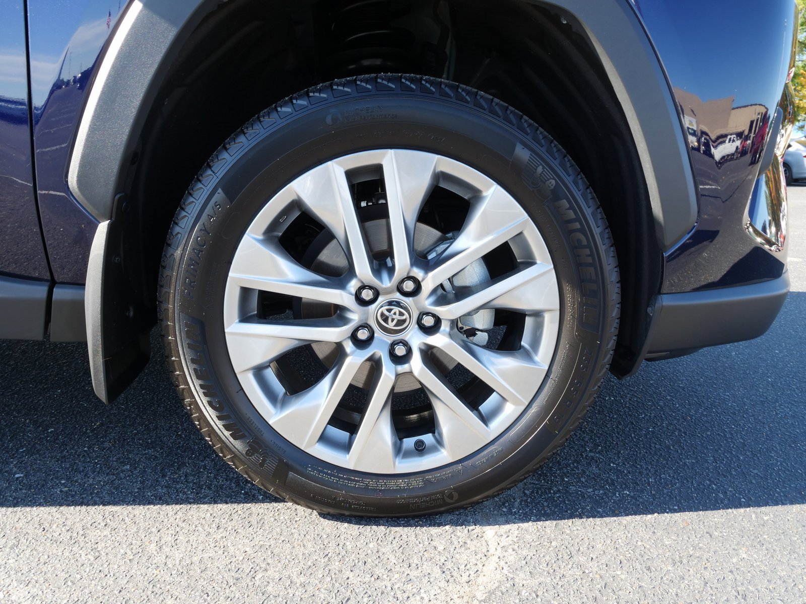 Used 2025 Toyota RAV4 Limited image 9