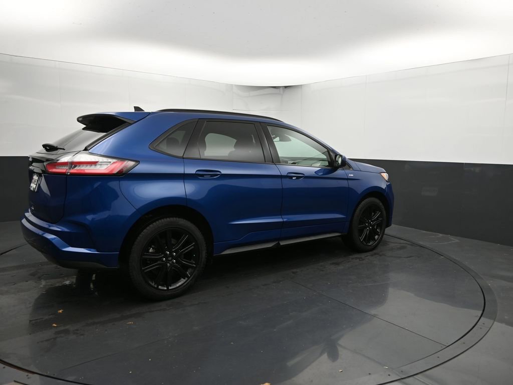 Used 2024 Ford Edge ST-Line image 13