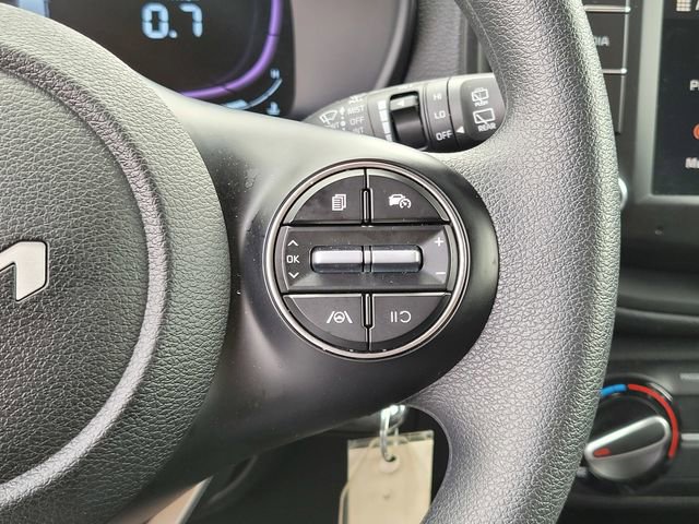 Used 2025 Kia Soul LX w/ LX Technology Package FWD image 22
