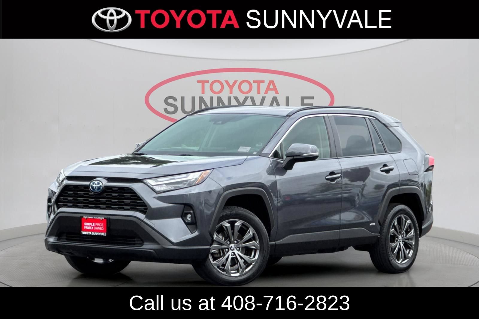 Used 2023 Toyota RAV4 XLE Premium AWD/4WD image 2