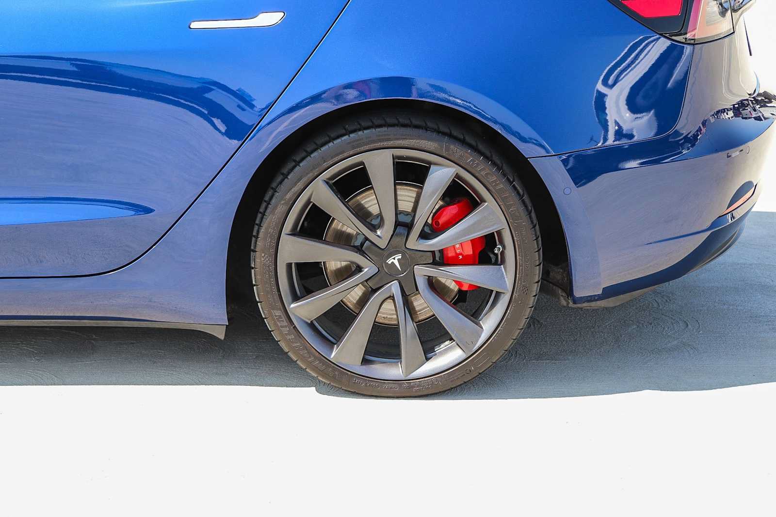 Used 2020 Tesla Model 3 Performance AWD/4WD image 12