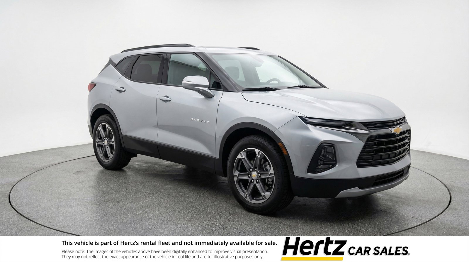 Used 2025 Chevrolet Blazer LT image 1