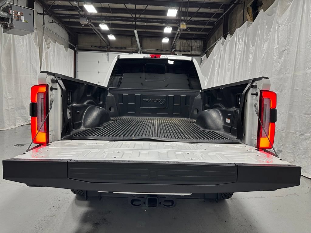 Used 2026 Ford F250 Platinum AWD/4WD image 49