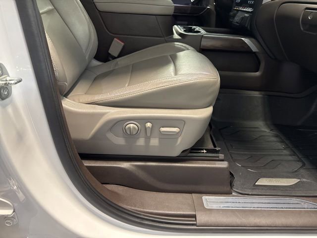 Used 2019 GMC Sierra 1500 SLT w/ SLT Premium Plus Package image 24