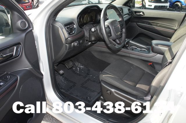 Used 2025 Dodge Durango GT RWD image 4