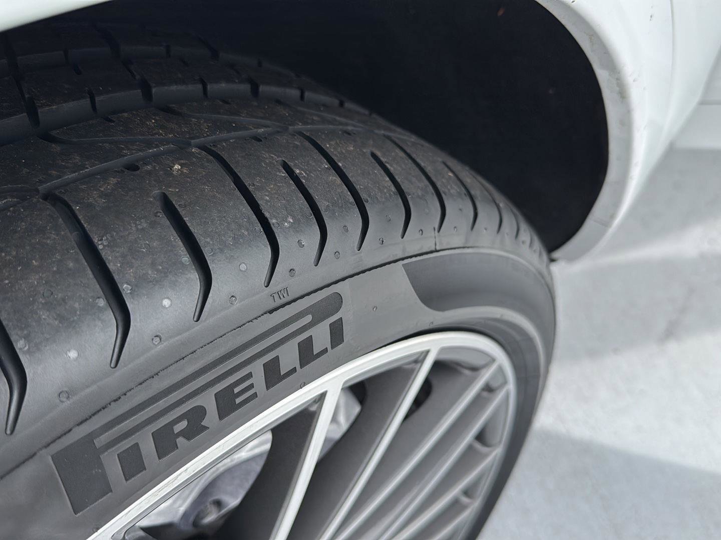 Used 2021 Porsche Cayenne Coupe image 37