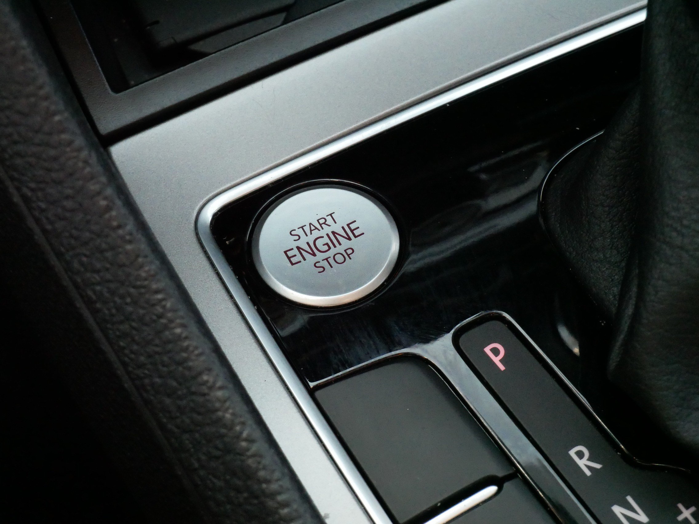 Certified 2020 Volkswagen Passat 2.0T R-Line FWD image 27