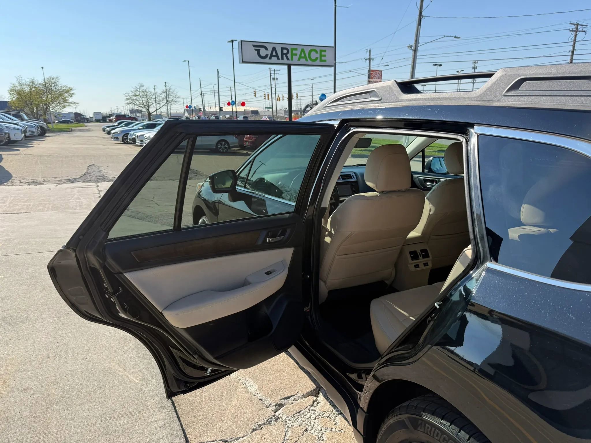 Used 2017 Subaru Outback 2.5i Limited AWD/4WD image 21