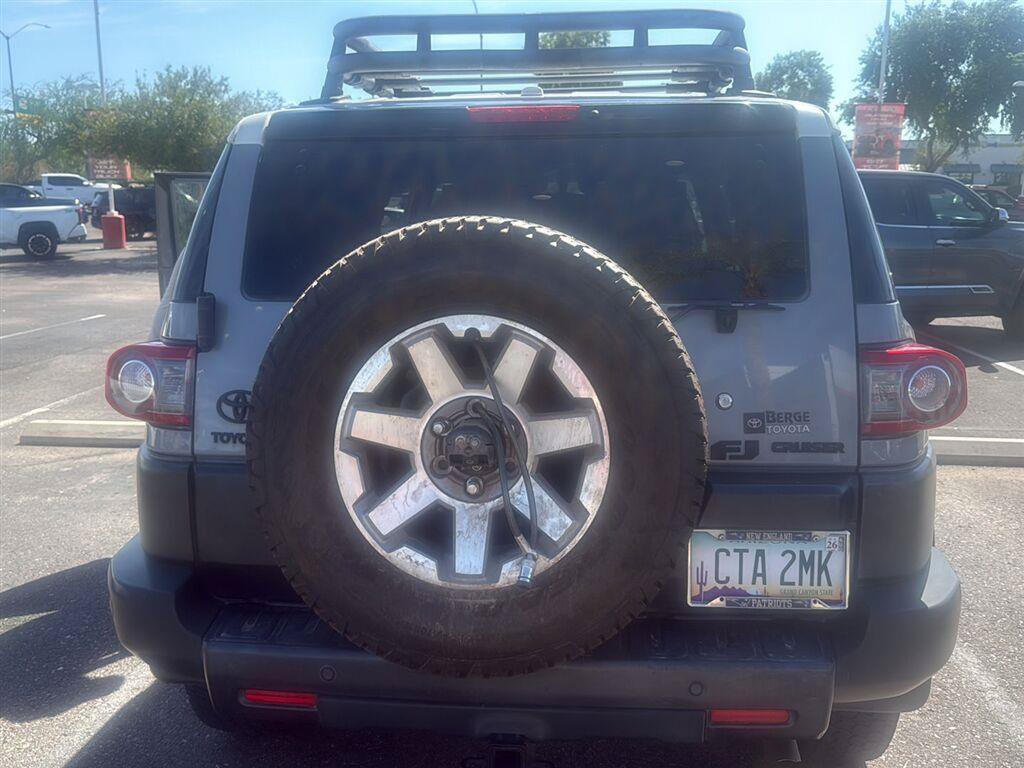 Used 2014 Toyota FJ Cruiser 4WD w/ Upgrade Package image 4