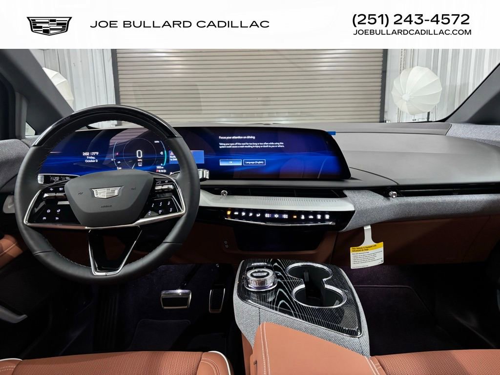New 2025 Cadillac Optiq Sport 2 image 29