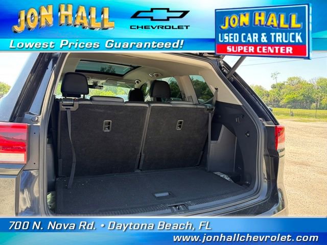 Used 2022 Volkswagen Atlas SEL R-Line image 11