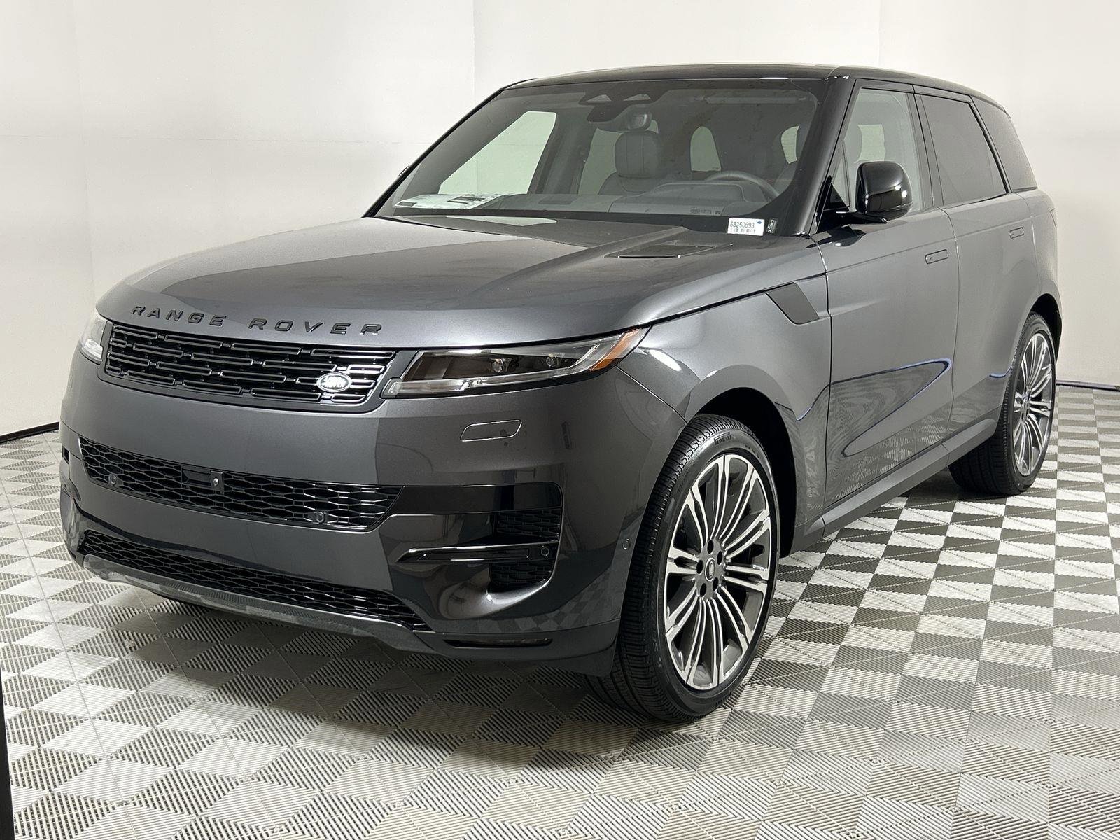 Used 2025 Land Rover Range Rover Sport SE