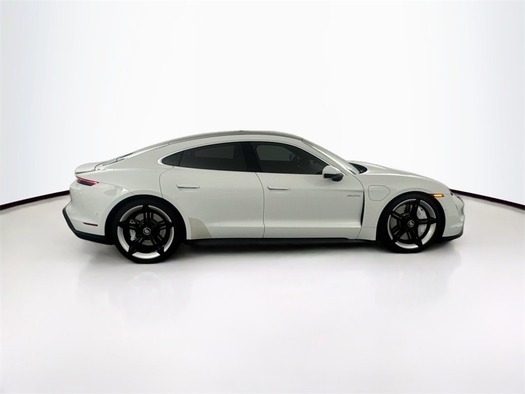 Used 2020 Porsche Taycan 4S image 4