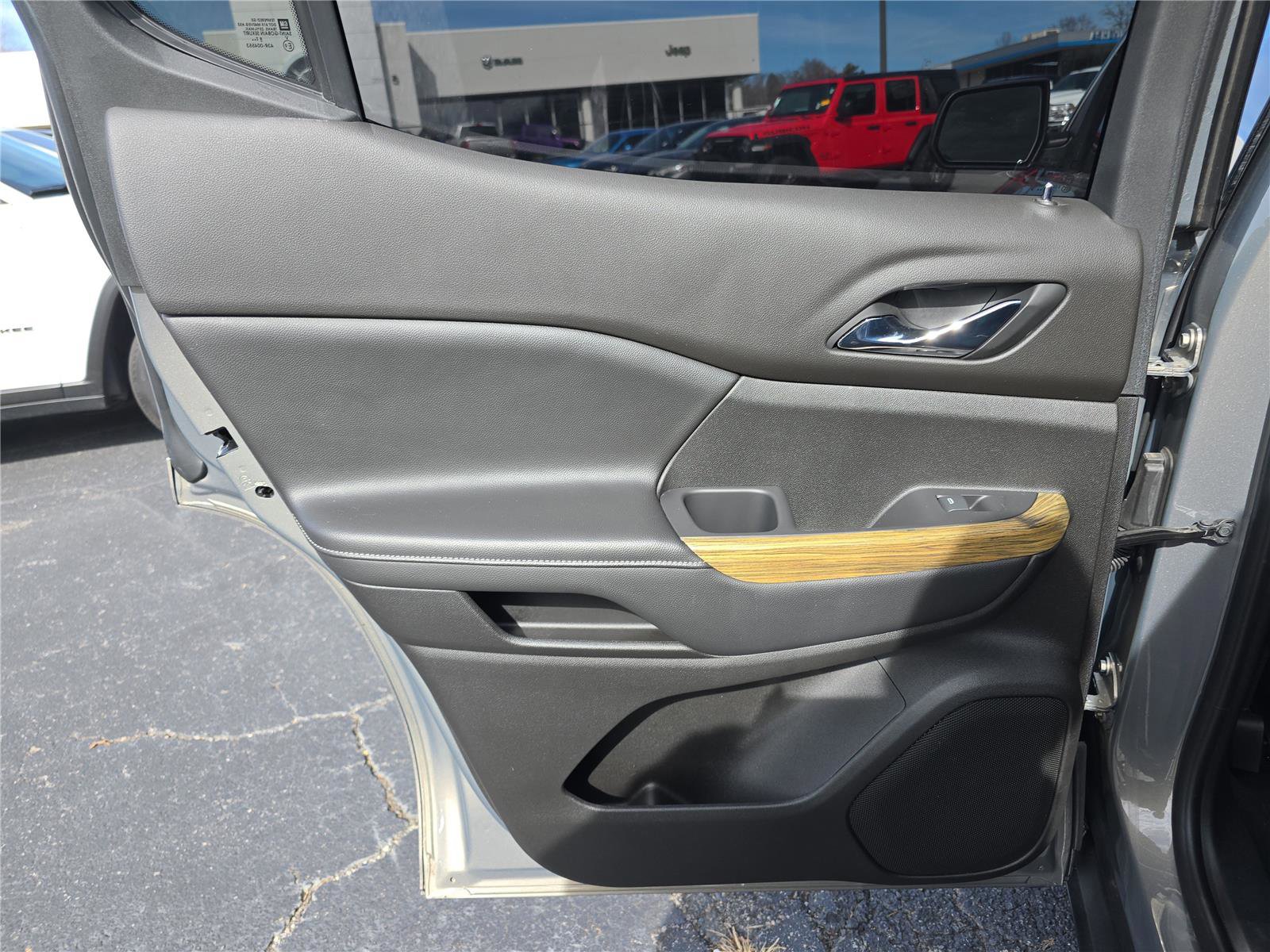 Used 2019 GMC Acadia Denali w/ Technology Package image 14