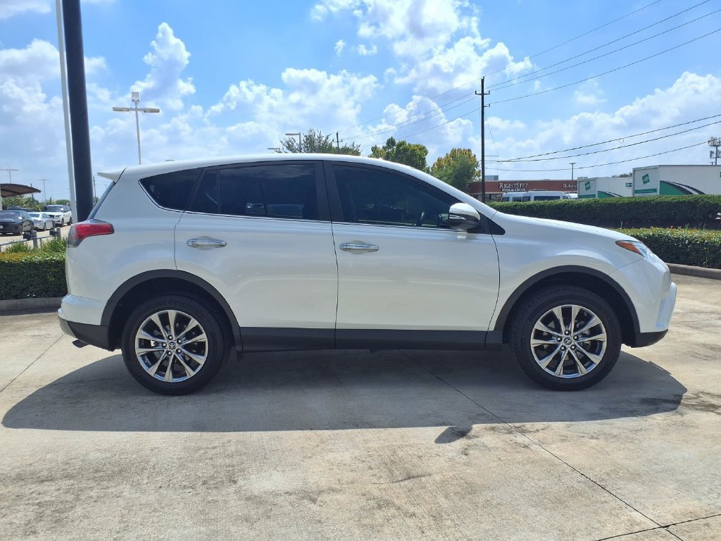 Used 2018 Toyota RAV4 Limited FWD image 8