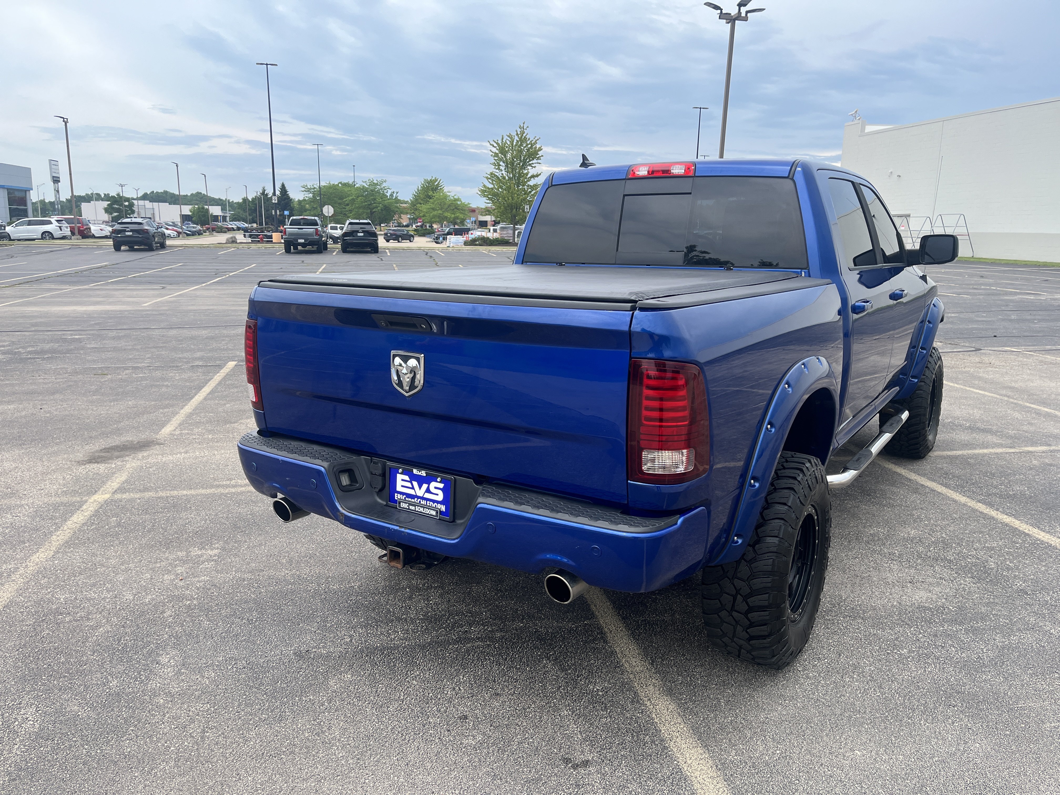 Used 2015 RAM 1500 Sport w/ Convenience Group AWD/4WD image 6