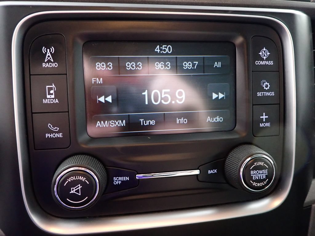 Used 2017 RAM 1500 Express AWD/4WD image 3