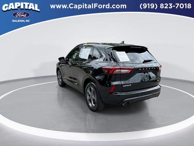 Certified 2024 Ford Escape ST-Line w/ Tech Pack #1 AWD/4WD image 6