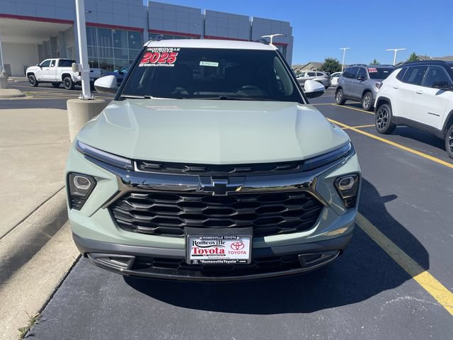 Used 2025 Chevrolet TrailBlazer ACTIV w/ Convenience Package FWD image 11