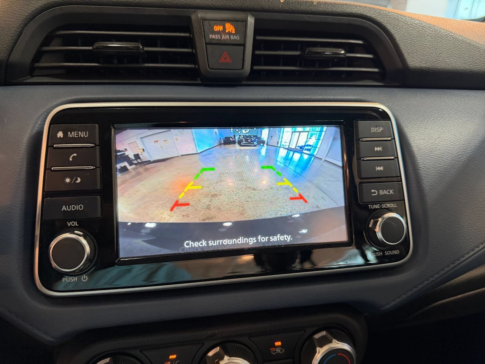 Used 2025 Nissan Versa SV FWD image 22
