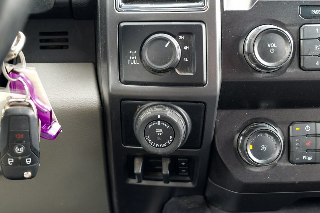 Used 2019 Ford F150 XLT w/ Equipment Group 302A Luxury AWD/4WD image 50