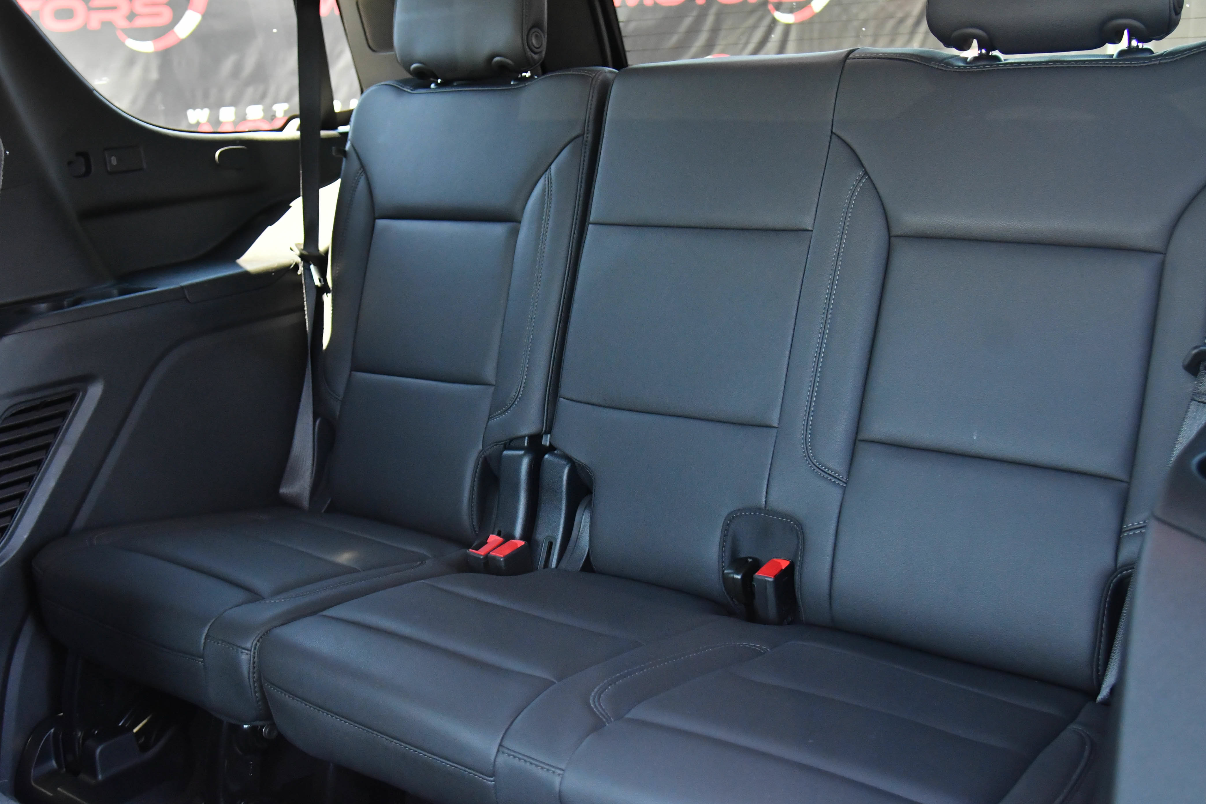 Used 2025 Chevrolet Tahoe LT AWD/4WD image 48