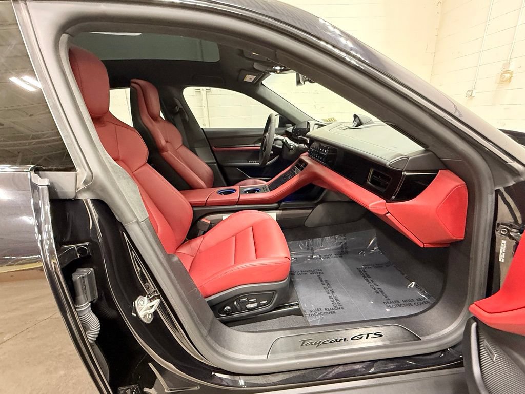Used 2024 Porsche Taycan GTS AWD/4WD image 41