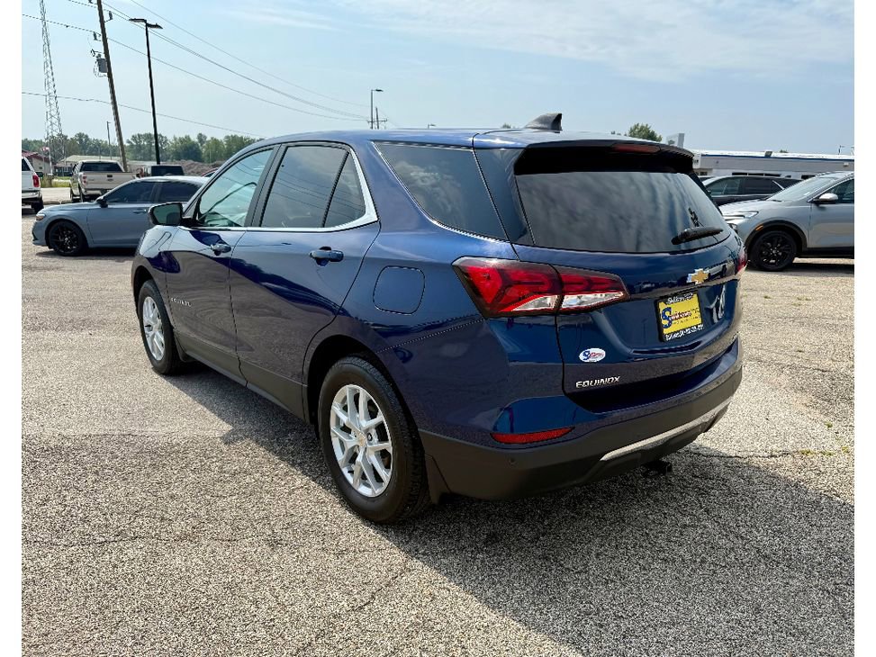 Used 2023 Chevrolet Equinox LT w/ LPO, Floor Liner Package image 2