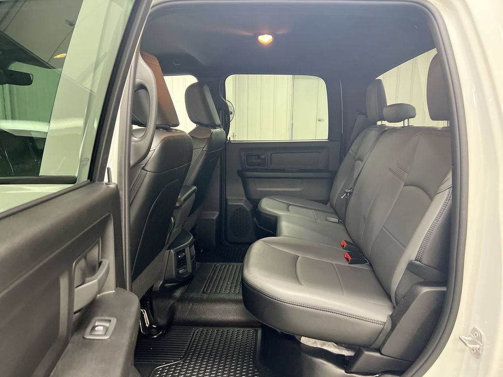 Used 2024 RAM 3500 Tradesman AWD/4WD image 23
