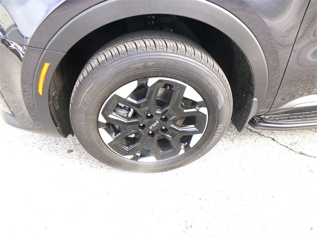 New 2025 Kia Sorento S image 10