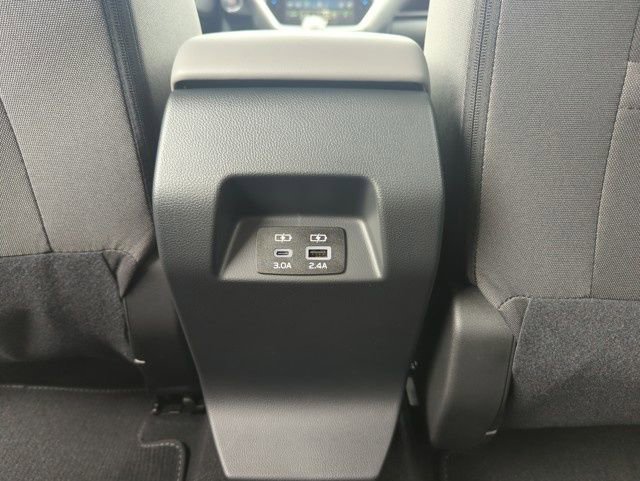 Used 2025 Subaru Crosstrek 2.0i Premium image 33