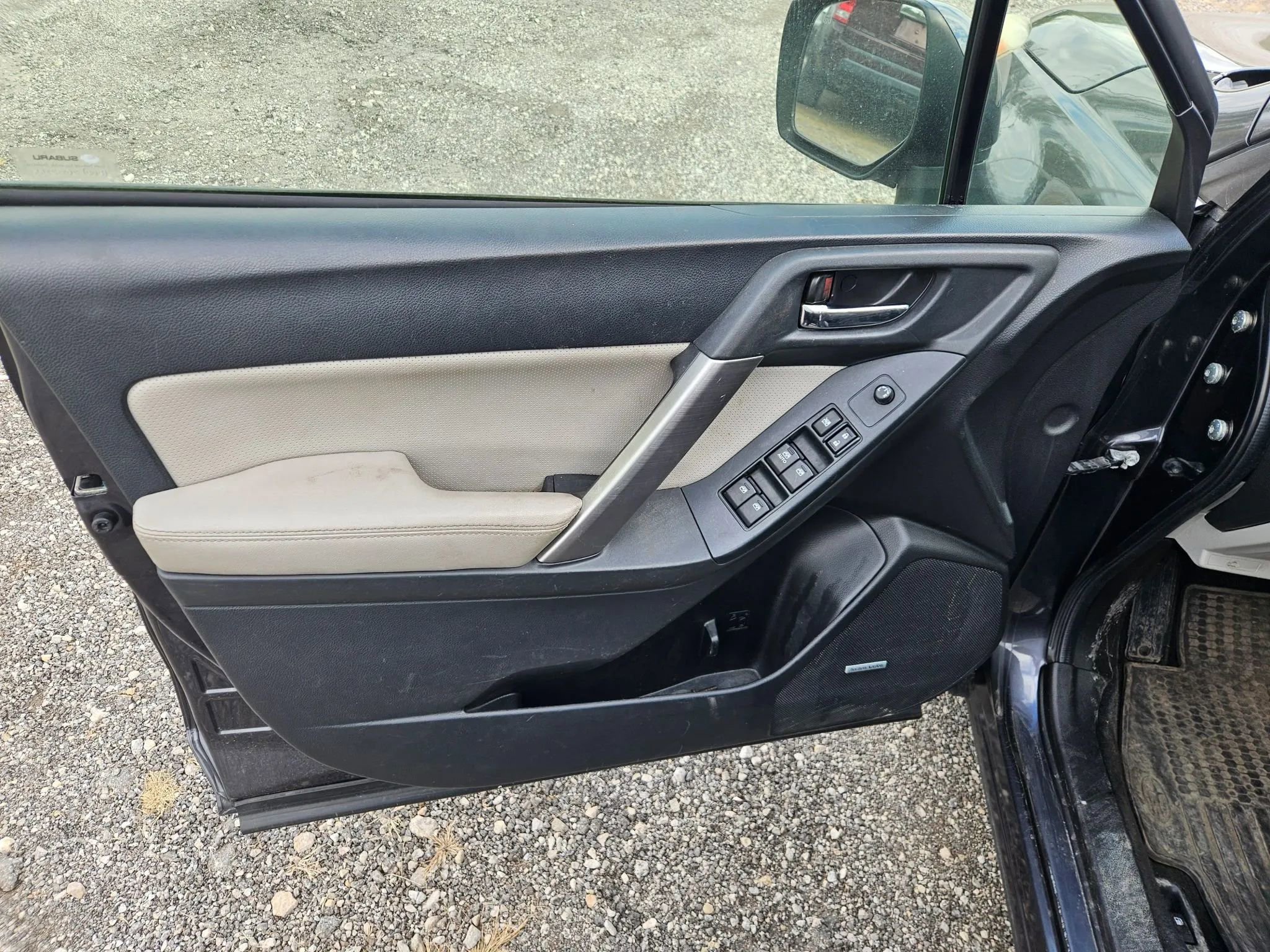 Used 2015 Subaru Forester 2.5i Touring w/ Protection Package #2 image 12