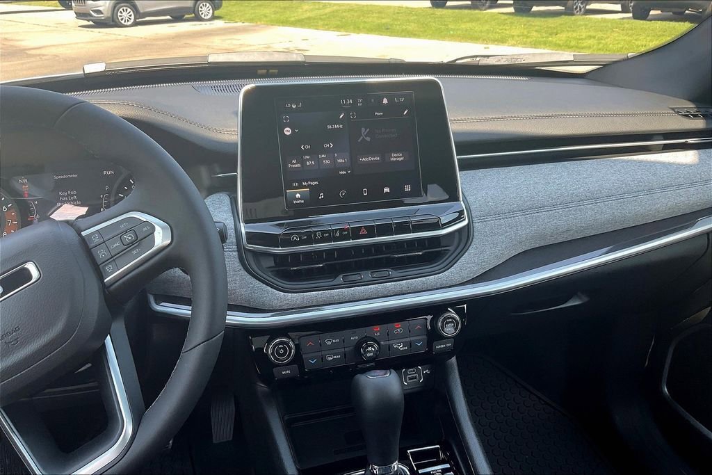 New 2025 Jeep Compass Latitude w/ Convenience Group image 7