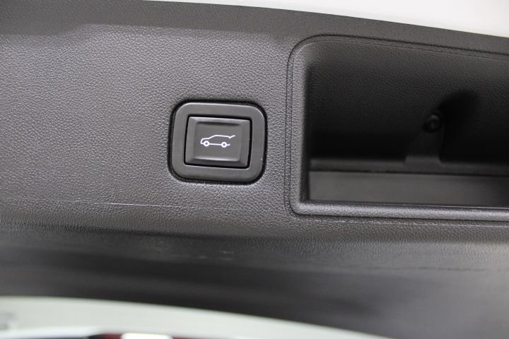 Used 2021 GMC Terrain SLT w/ Elevation Edition AWD/4WD image 15