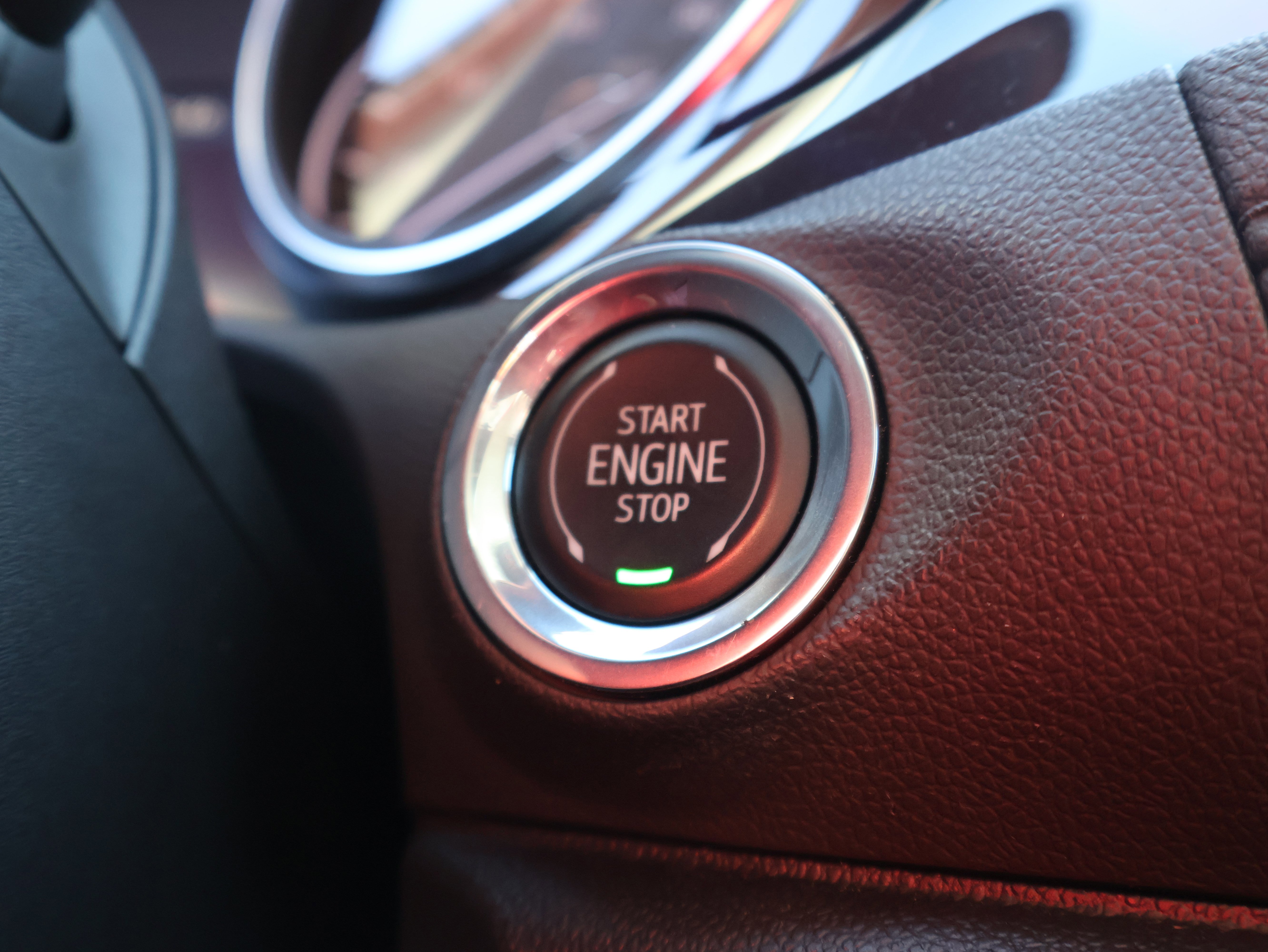 Used 2023 Buick Encore GX Essence w/ Experience Buick Package AWD/4WD image 32