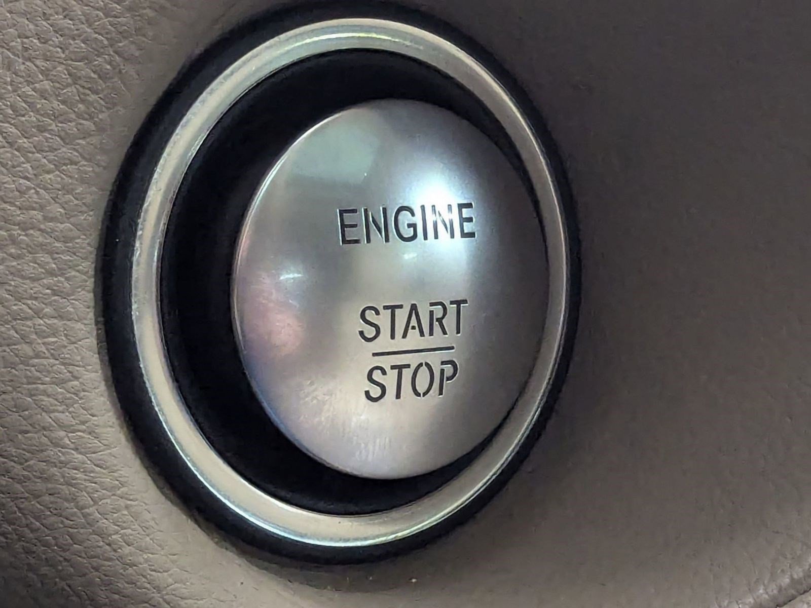 Used 2013 Mercedes-Benz CLS 550 4MATIC image 29