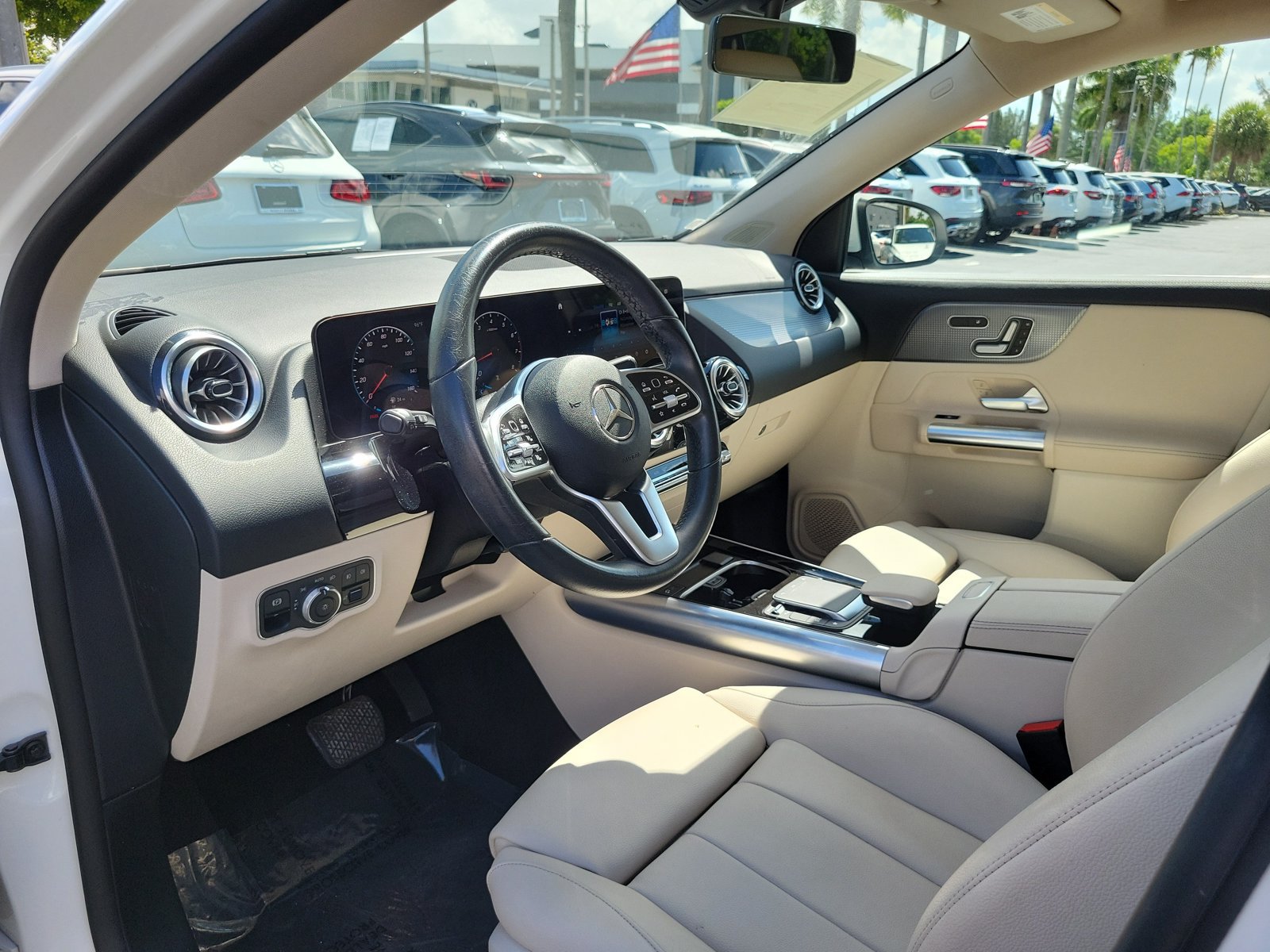Used 2022 Mercedes-Benz GLA 250 4MATIC image 15