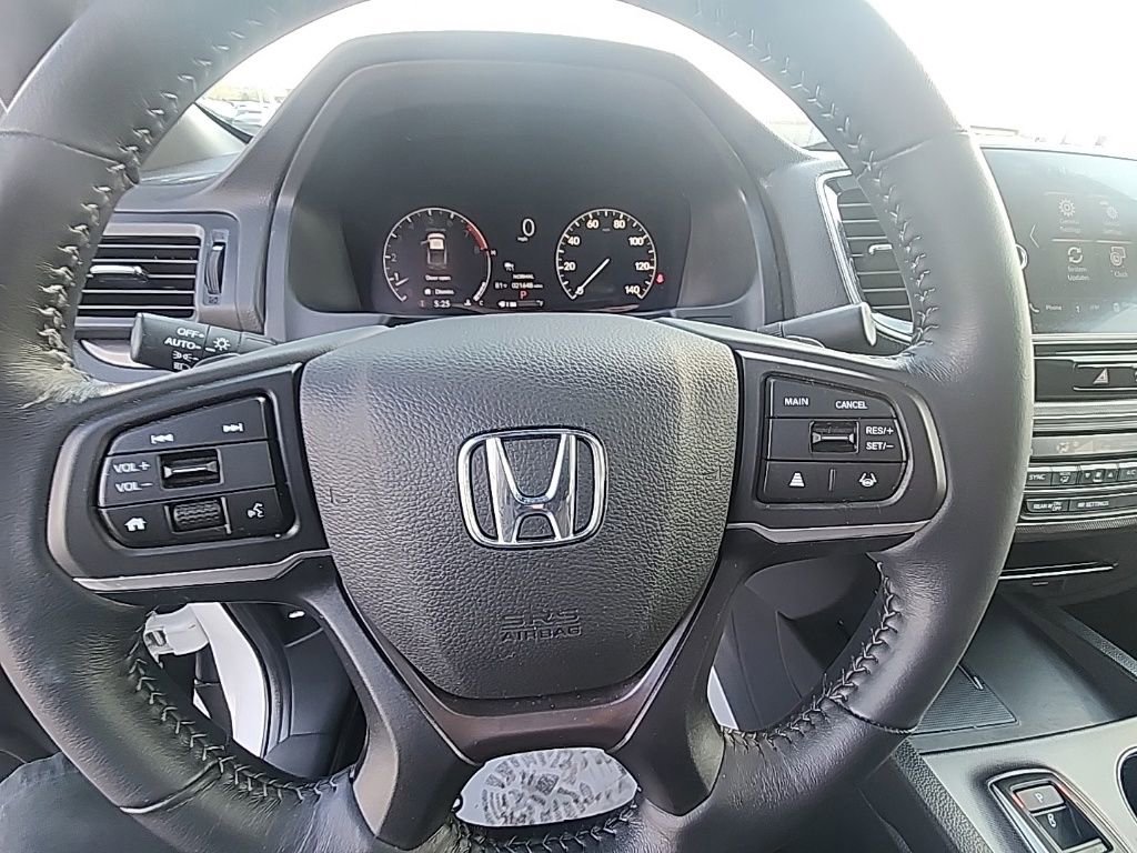 Used 2025 Honda Ridgeline RTL image 17