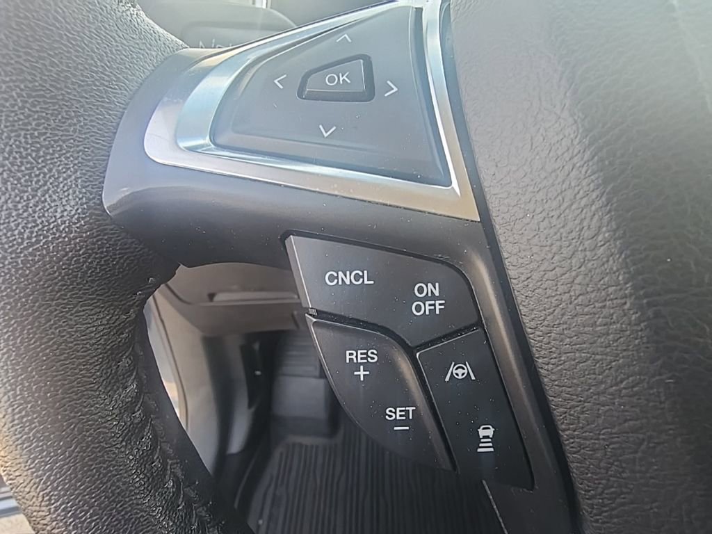 Used 2019 Ford Edge Titanium w/ Equipment Group 301A image 18