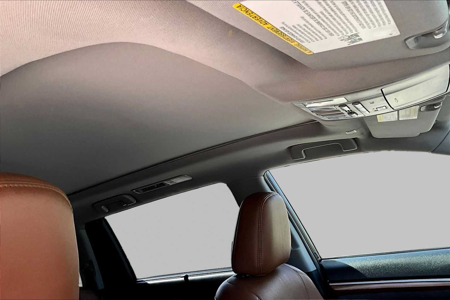 Used 2019 Toyota Highlander Limited Platinum FWD image 13