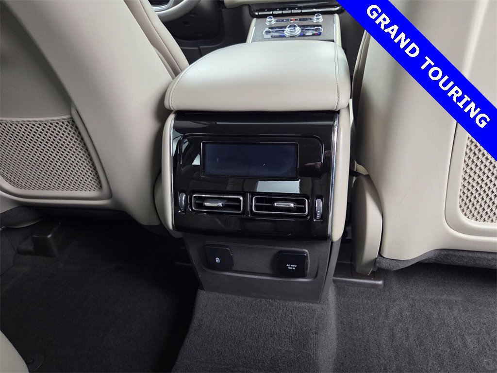 Used 2021 Lincoln Aviator Grand Touring w/ Elements Package Plus image 25